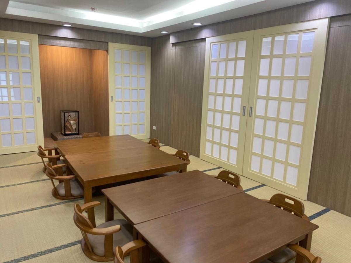 The Park 304 Executive Serviced Apartment Si Maha Phot Экстерьер фото